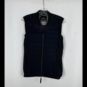 Isaora Zephyr Zip Down Vest Black Size S